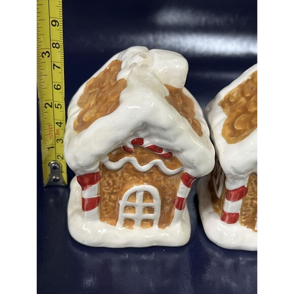 Gingerbread House Salt & Pepper Shaker Christmas Decor Unused  -‎ D9-1 - Picture 7 of 16